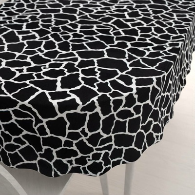 Biante Sametový oválný ubrus Tamara TMR-015 Černobílý žirafí vzor 50x100cm – Zboží Mobilmania