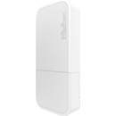 Access pointy a routery Mikrotik RBwAPR-2nD&R11e-LR8