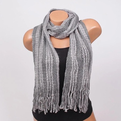 Сив раиран шал с ламе и ресни