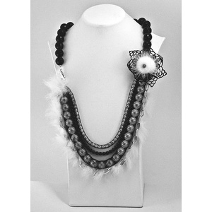 Dannyra Модна огърлица със Swarovski перли и сребро Dannyra Jewels