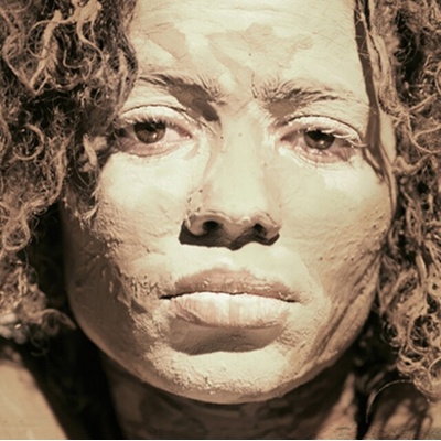 Nneka ♫ Soul Is Heavy / Limited Numbered Edition of 750 copies / Gold - Black LP