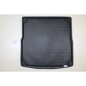 M-PLAST Стелка за багажник за Audi A4 B8 (2008-2015) Комби/Allroad (11010PVC)