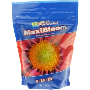  MaxiBloom 1kg - сух минерален тор за цъфтеж