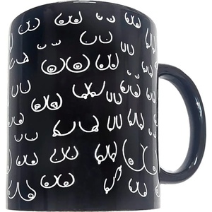  Чаша с гърди, стилен и забавен подарък - Boobs Mug Black 370ml (D-244777)