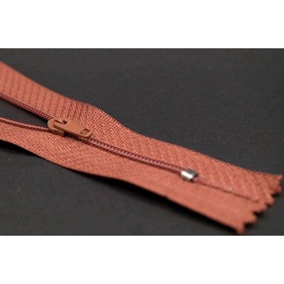 Nedeliteľný jemný plastový špirálový zips (veľkosť číslo 3) rôzne farby - dĺžka 12 cm - 60 cm 18 cm Papriková