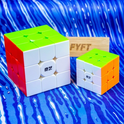 QiYi MoFangGe QiMeng Plus - 9 cm 3x3x3 (QiYi) Stickerless