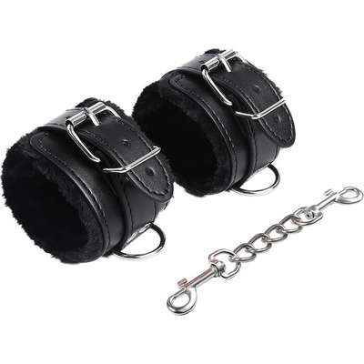 OHMAMA Белезници от веган кожа с пухкава подплата ohmama