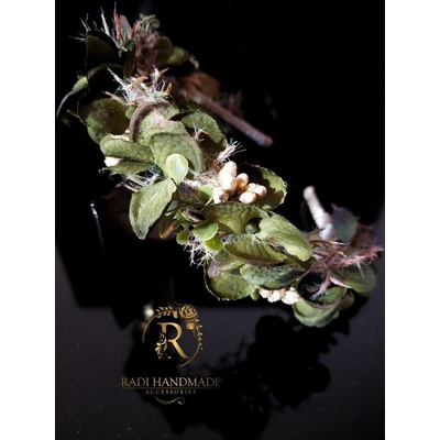 Radi handmade Диадема с тъмно зелени хортензии (570)