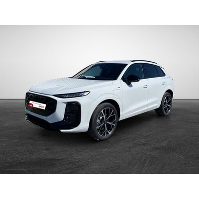 Audi Q3 S tronic S-line 200 kW