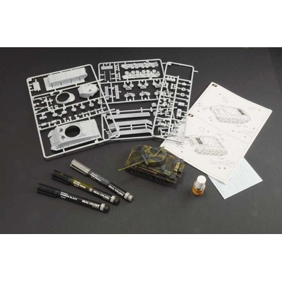 Italeri M4A3E8 Sherman Fury Starter Set 1:56