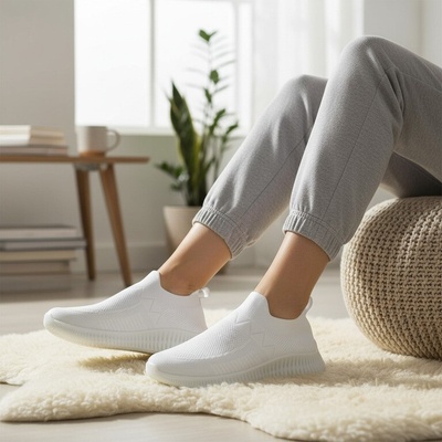 Dámske elastické slip-on tenisky ARVELL biele