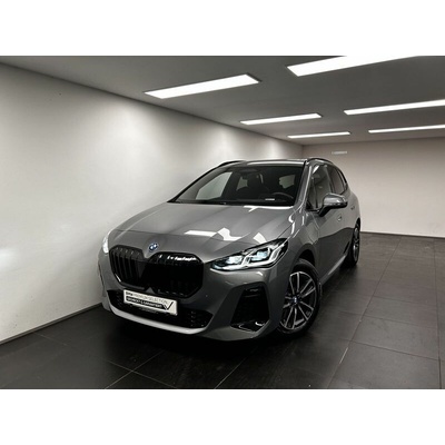 BMW 230 Active Tourer 230e xDrive 240 kW