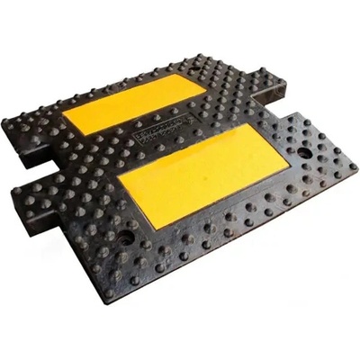 Zpomalovací práh, retardér s reflexními pruhy LP500, průběžný díl – 500×500×50 mm, černo-žlutá