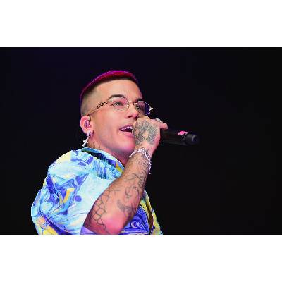 Pier Marco Tacca Plagát, Obraz - Sfera Ebbasta - Moon & Stars Festival, 40 × 26.7 cm