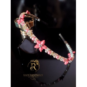 Radi handmade Елегантна диадема с ромбовидни перли в коралови и златисти кристали (514)