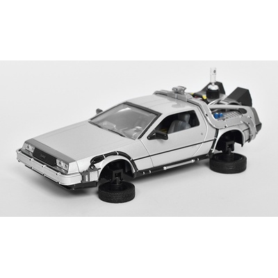 Welly DMC DeLorean DMC-12 Back to the Future II. Flying Version 1:24