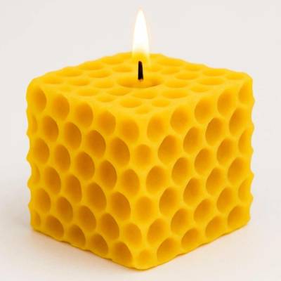Svíčkománie3D Zajímavý patvar žlutá 90 g