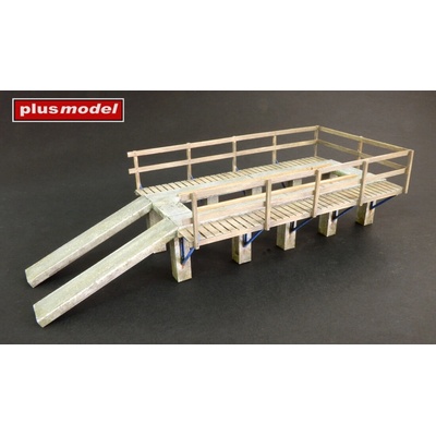 Plus Model Servis ramp servisní rampa miniatura diorama 1:35