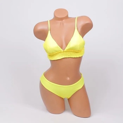 Нежен жълт бански с триъгълни чашки и къдри - чашка В