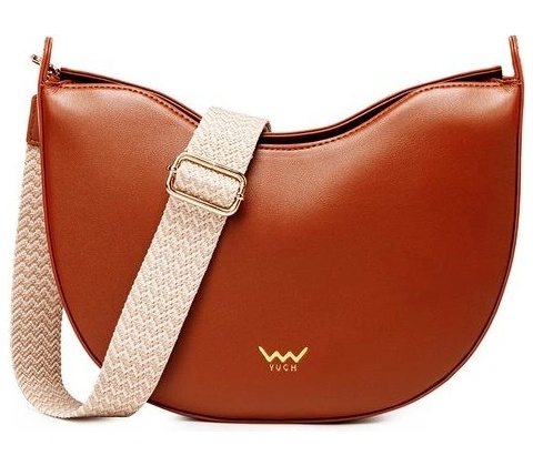 Vuch Carys Brown