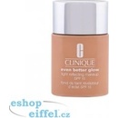 Make-upy Clinique Even Better Glow SPF15 lehký rozjasňující make-up CN 28 Ivory 30 ml