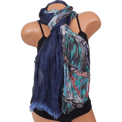 Стилен шал в два нюанса синьо с цветни орнаменти