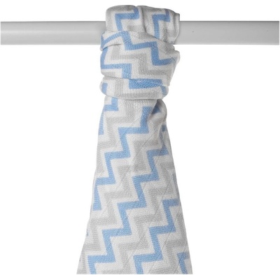 Kikko Bambusová osuška XKKO BMB 90x100 Scandinavian Baby Blue Chevron