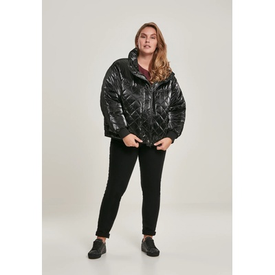 Urban Classics Дамско яке в черно от Urban Classics Ladies Vanish Oversized Diamond QuiltUB-TB3065-00007 - Черен, размер 3XL