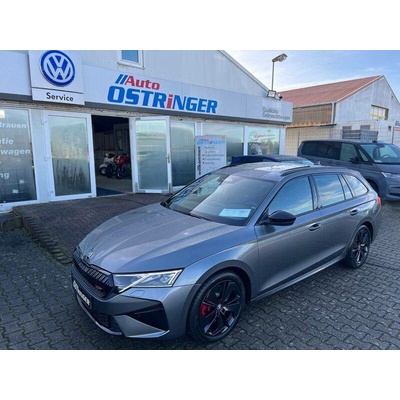 Skoda Octavia Combi RS DSG 195 kW