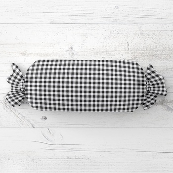 Biante Vankúš valec bonbon Sandra SA-060 Čierno-biele kocky 15x60