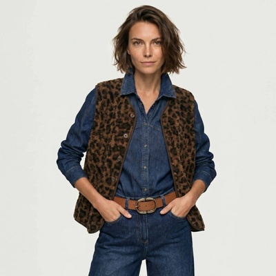 Buklé vesta s leopardím vzorem béžová/čokoládová