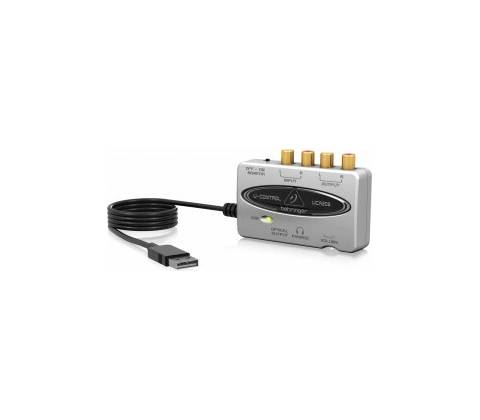 Behringer UCA202