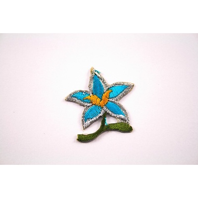 Nažehľovacia záplata - Kvetina - rozmer 3,3 cm x 3 cm