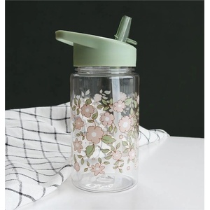 A little lovely company A little lovely company: Бутилка за вода от Тритан 450 мл " Blossoms - sage (DBBLSA45)