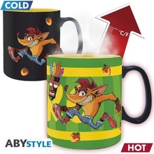 Crash Bandicoot Měnící keramický hrnek Nitro 460 ml