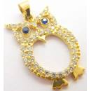 Klenoty Budín Zlatý přívěsek posetý zirkony a modrými safíry sovička HK3020