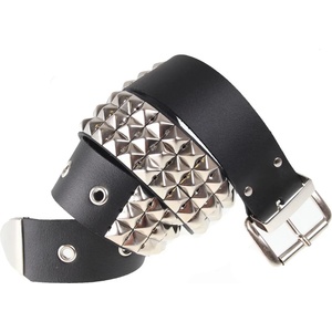 Black & metal колан ПИРАМИДИ 3 - pas-095