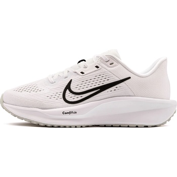 Nike Quest 6