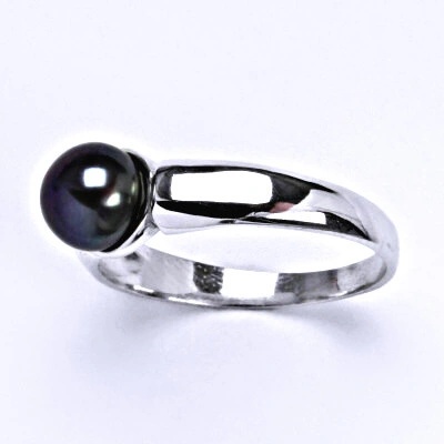 Čištín stříbrný s černou přírodní perlou T 1180