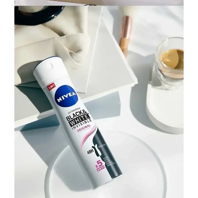 Nivea дезодорант спрей дамски BLACK&WHITE CLEAR FRESH 150 ml (6476474)