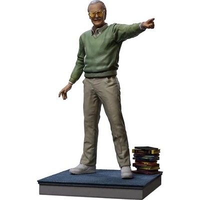 Iron Studios Lee Legendary Years Stan Pow Art Scale 1/10
