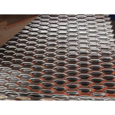 Tahokov oko 47x13x5 mm, šestihranné, tl. 2 mm, hliník, šířka 2000 x výška 1500 mm