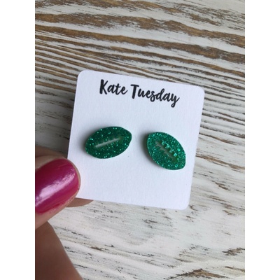 Olive Felix Akrylové náušnice s trblietavými náušnicami smaragdovo zeleným futbalovým vzorom FE50070315729239HI