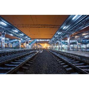 DIMEX ART Флизелинов фототапет железопътна гара през нощта 375 x 250 см