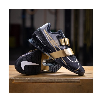 Nike Nike Vzpěračské boty Romaleos 4 black/metallic gold