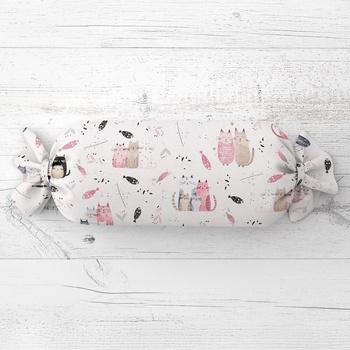 Biante Vankúš valec bonbon Sandra SA-654 Mačací svet ružovo-hnedý na bielom 15x100