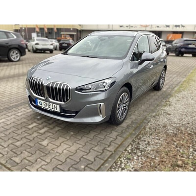 BMW 220i Active Tourer Luxury Line 125 kW