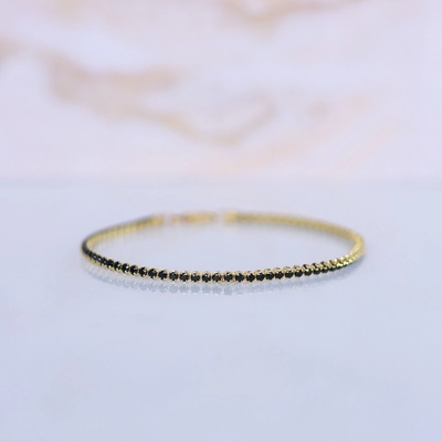 Lillian Vassago Zlatý tenisový náramek zdobený černými zirkony LLV03-GB001