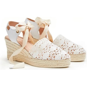 CASTELL 2677 Mari Bolillo Wedge Espadrilles - White (White)