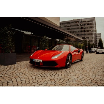 Jízda ve Ferrari Olomouc 1 osoba Videozáznam 40 kilometrů